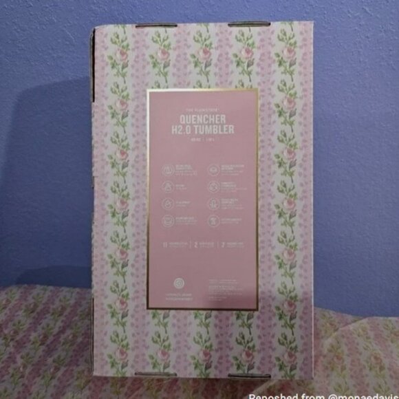 Stanley Love Shack Thermos with Floral Design 40 oz - Picture 3 of 3